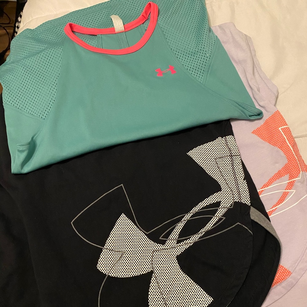 Under Armour girls.